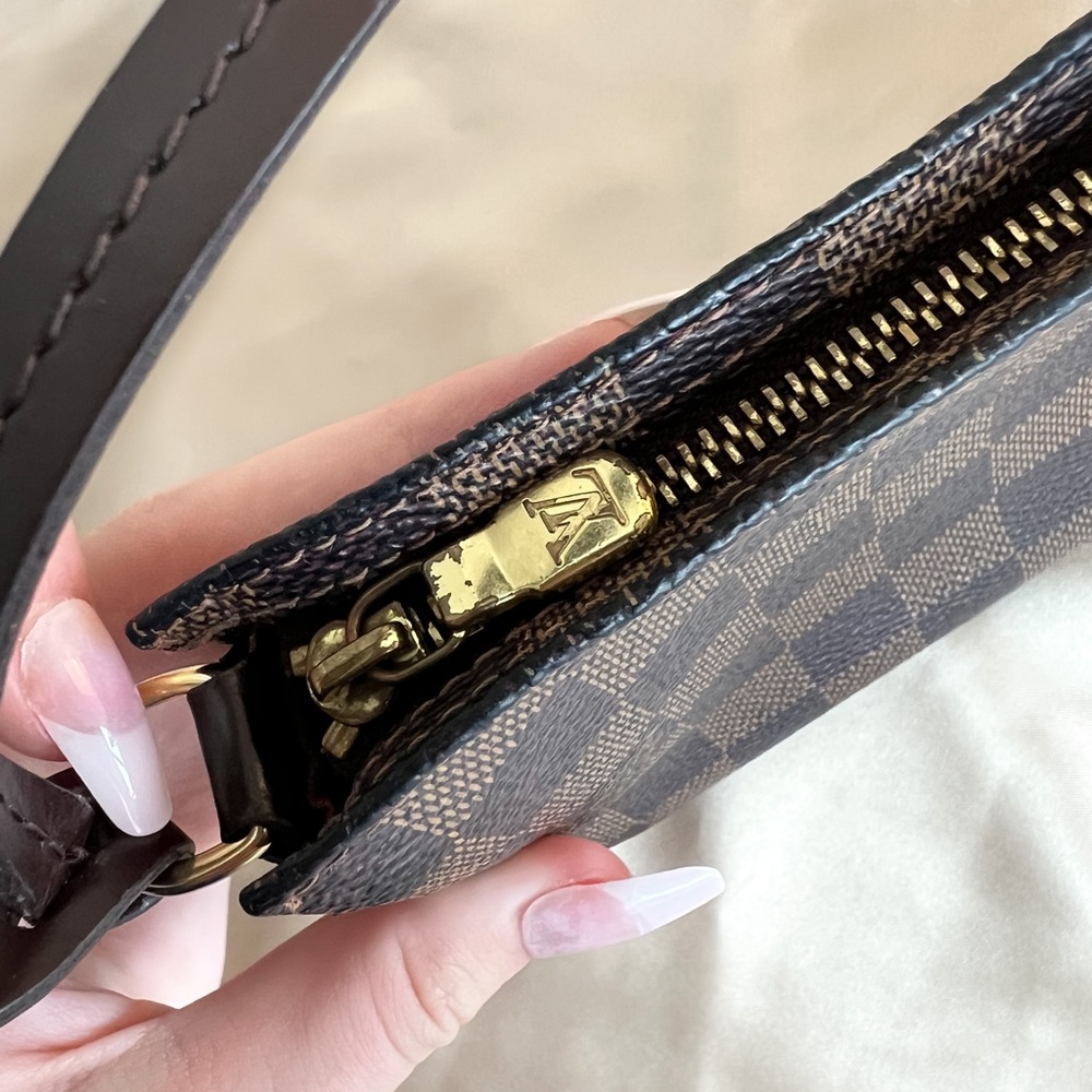 SOLD 🩷 Louis Vuitton Damier Navona Pochette Accessories - Picture 10 of 16
